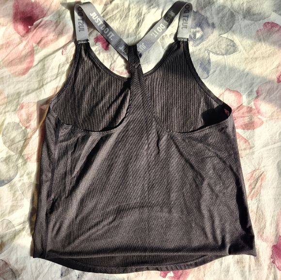 Nike Dri Fit Tank - Black Size Small - Picture 4 of 5